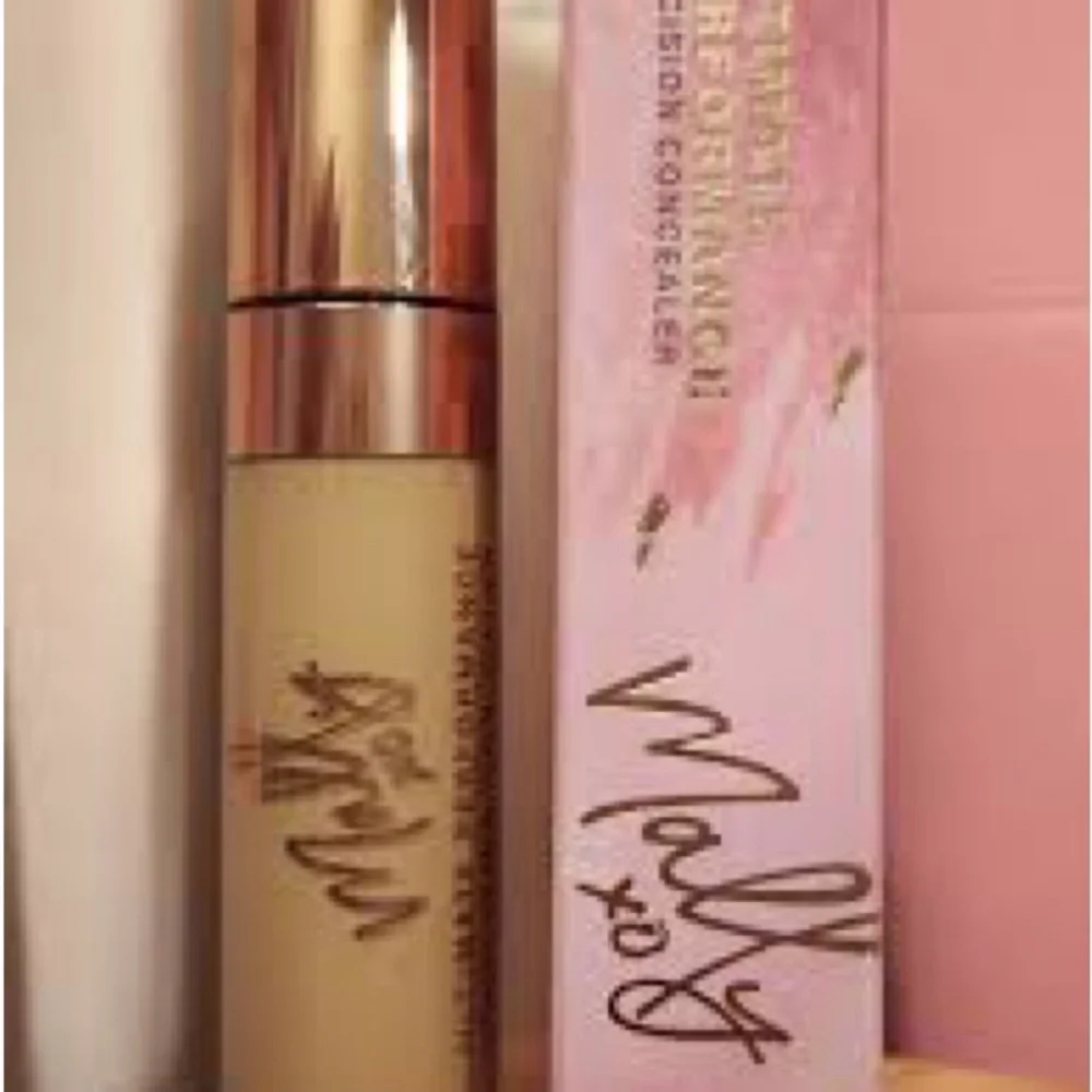 ✨ Mally Beauty Ultimate Performance Precision Concealer – Medium ✨